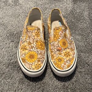 EUC Mushroom Low Vans Hippie Vintage Women’s 9